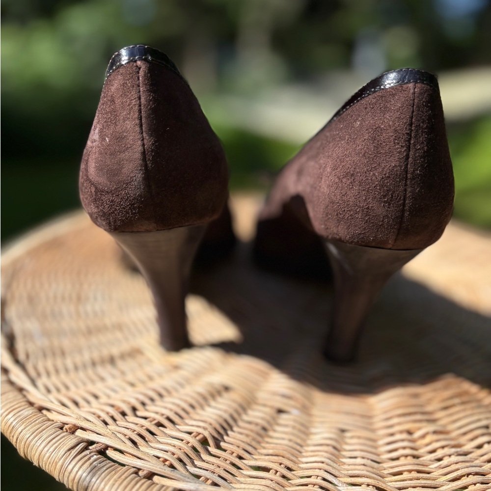 Sofft Brown Suede Peep Toe Gabby Heels~Wms 9 Medium - Picture 3 of 8